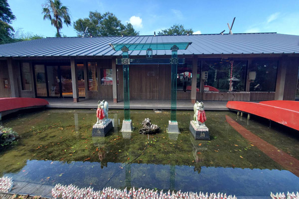 神徳稲荷神社外観